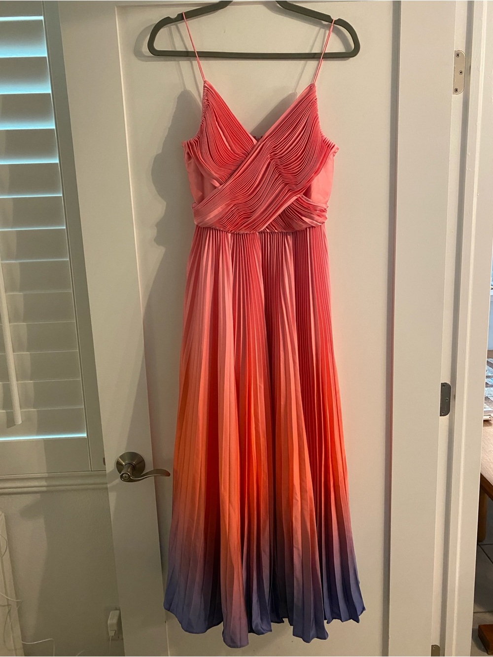 Hutch Fiji Ombré Gown - Picture 6 of 12